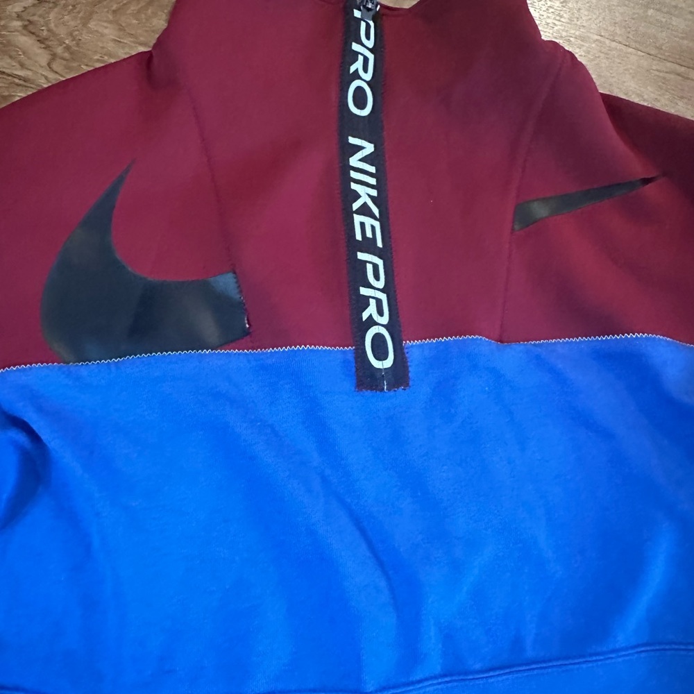Nike Pro Get Fit Dri-Fit Pullover - Picture 5 of 8